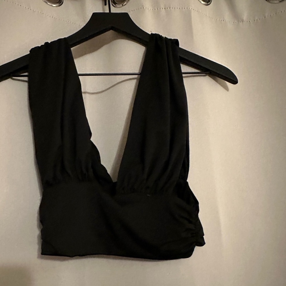 Top bundle- Size Small - Picture 5 of 5